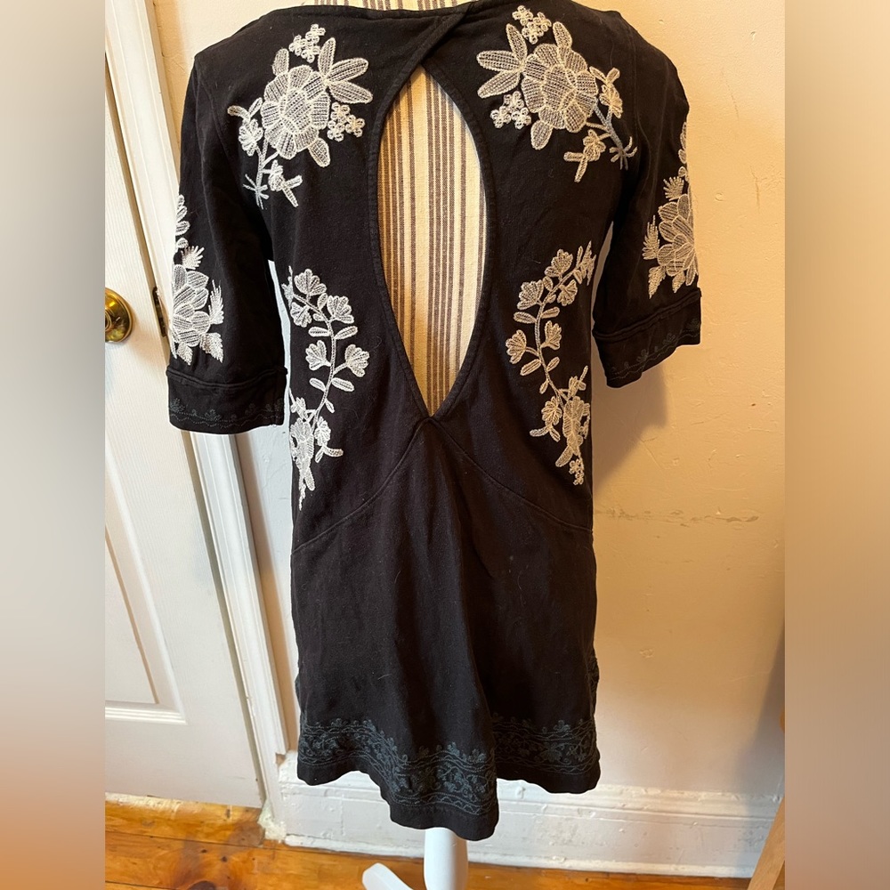 Free People 100% Cotton Mini Dress Black/White Cut Outs Pockets Boho Size M - Picture 4 of 6